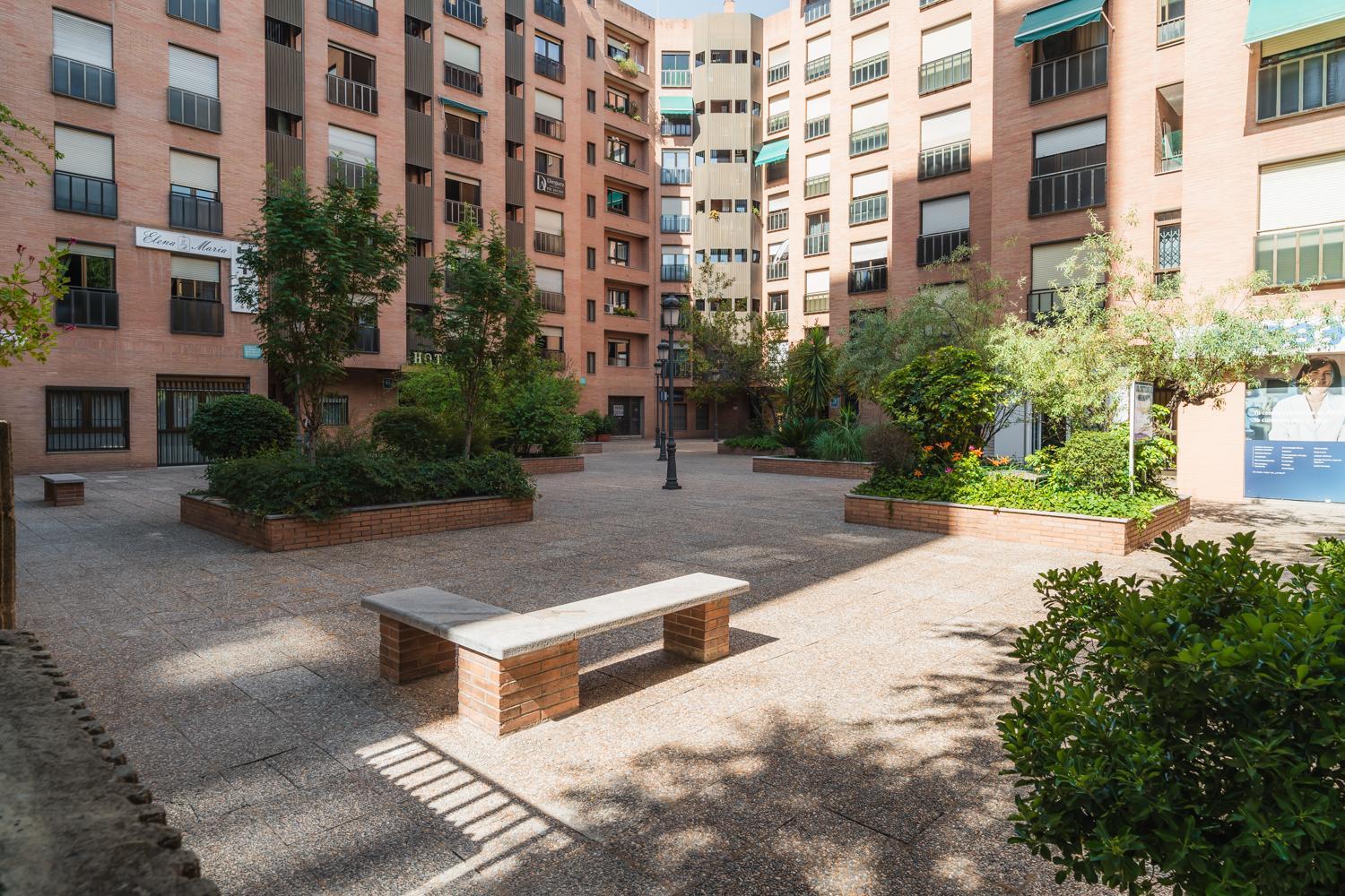 Constitucion Apartment - Free Parking Гранада Экстерьер фото